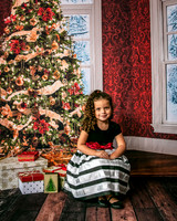 Family Portrait Photography - Edith and family